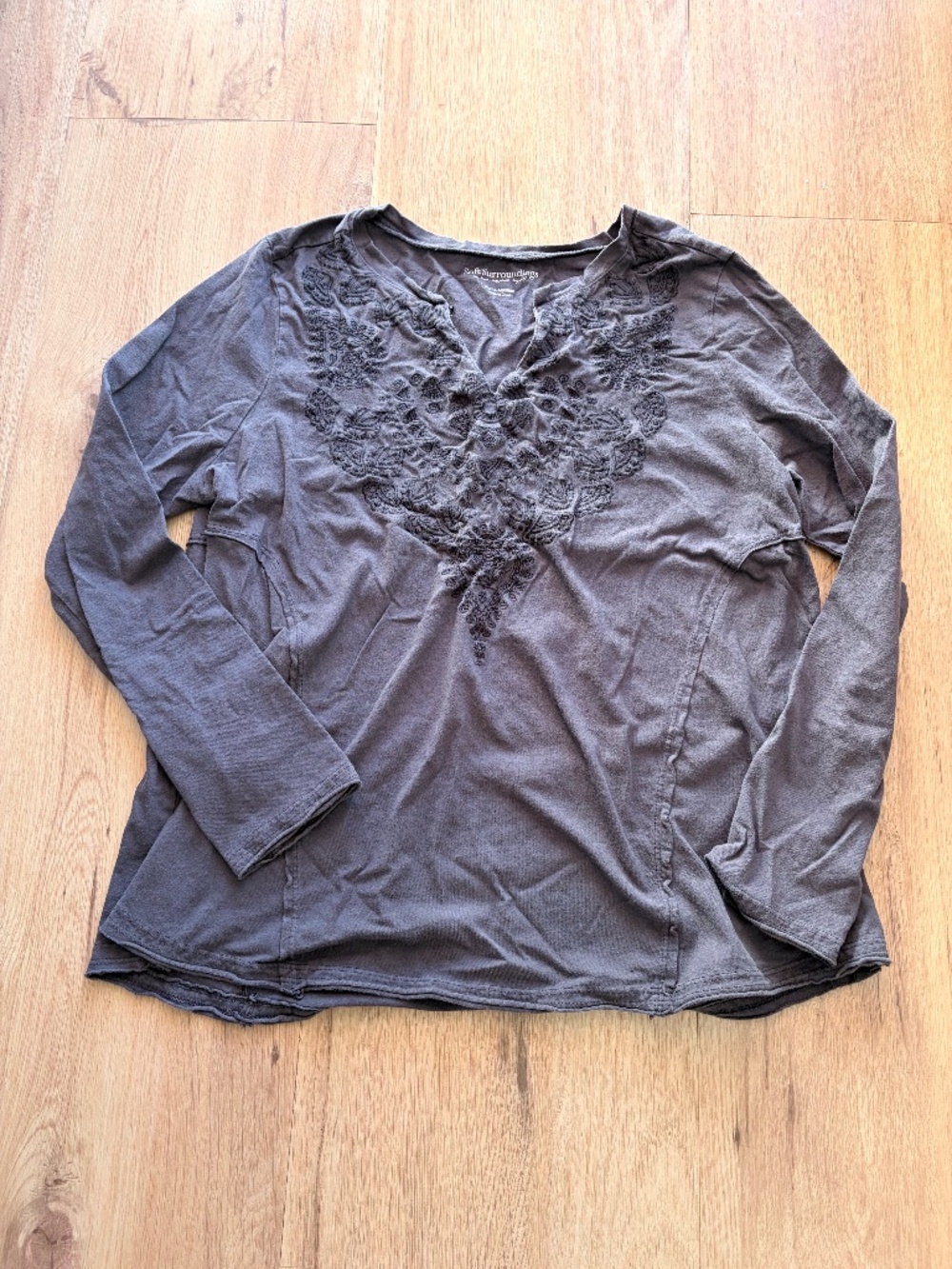 Soft Surroundings T Shirt Size PM Gray Embroidered Split Neck Top